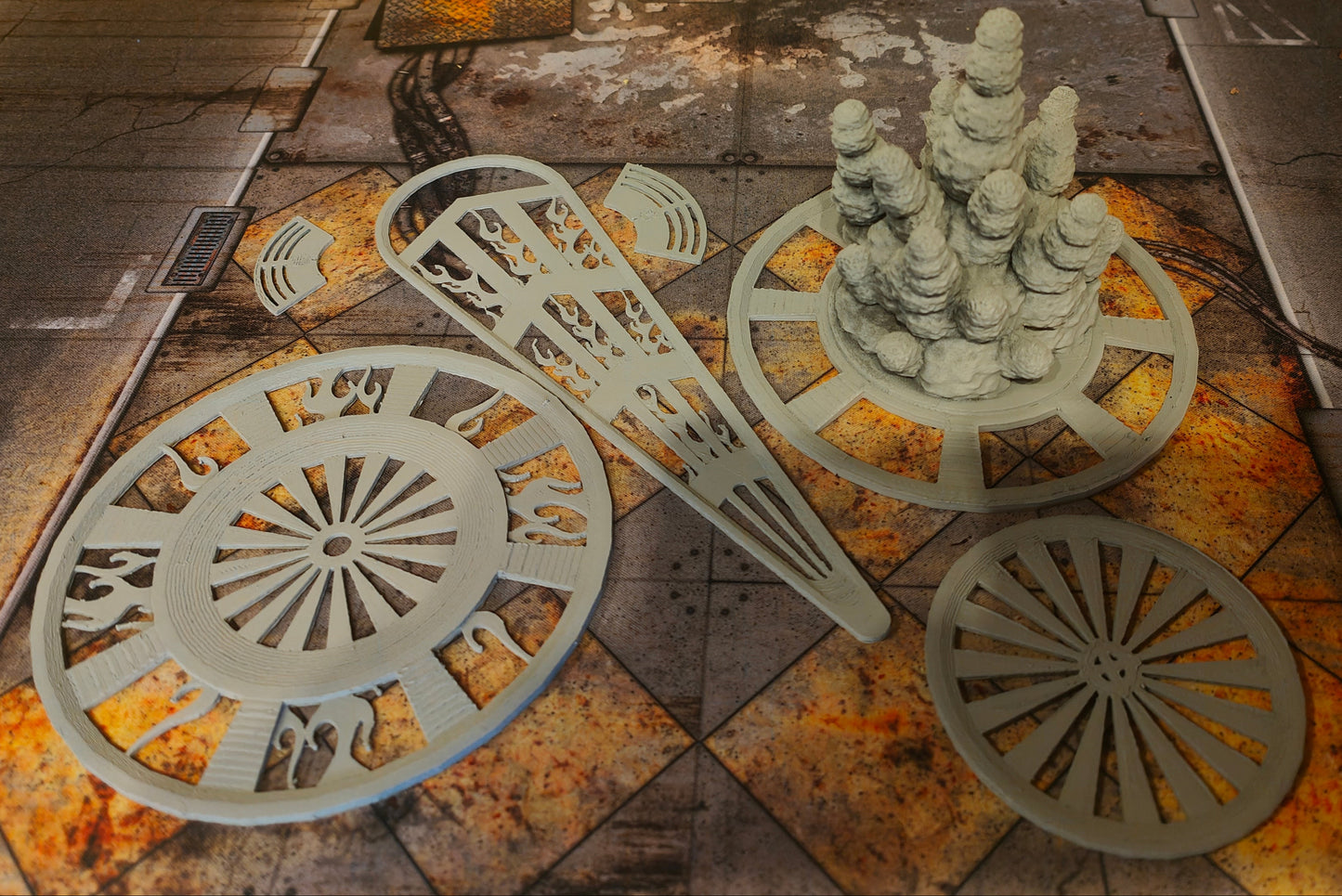 Necromunda Templates, Flame, Blast, Smoke and Facing Counters Set